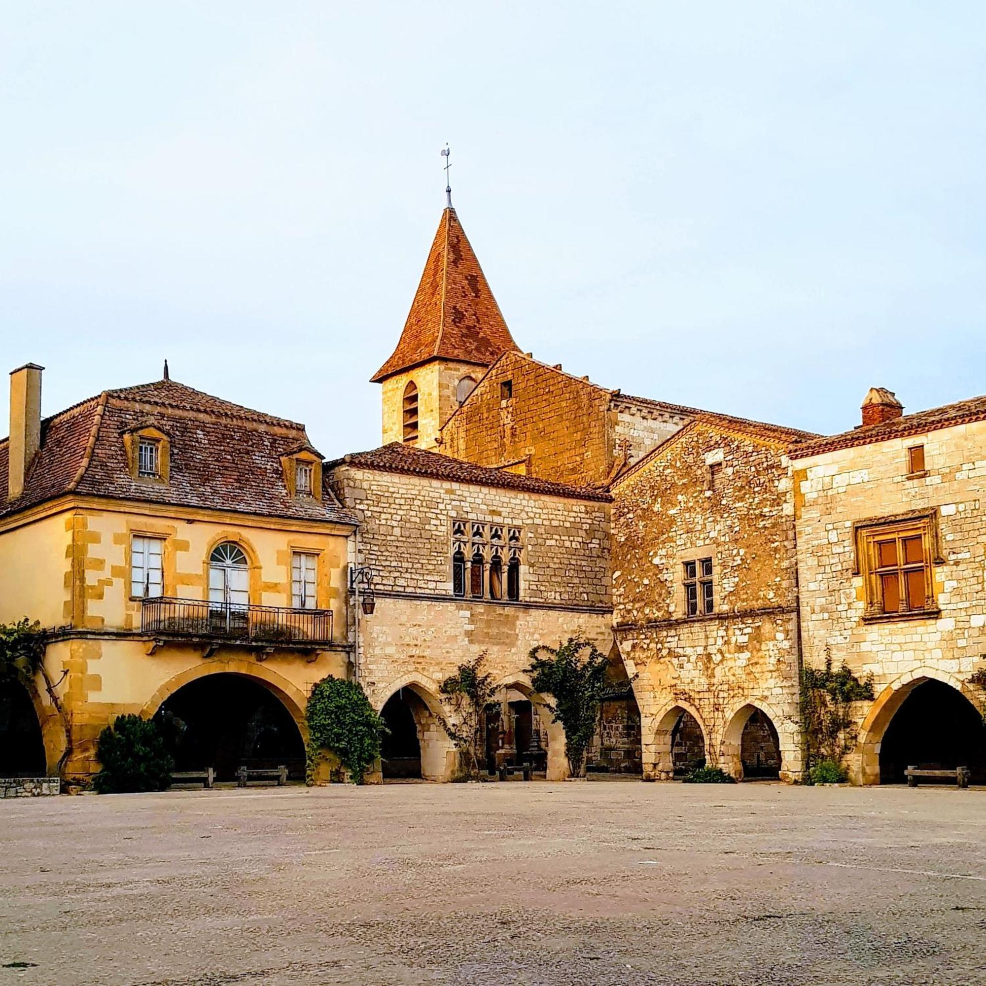 La Maison Anglaise مونبازيير المظهر الخارجي الصورة