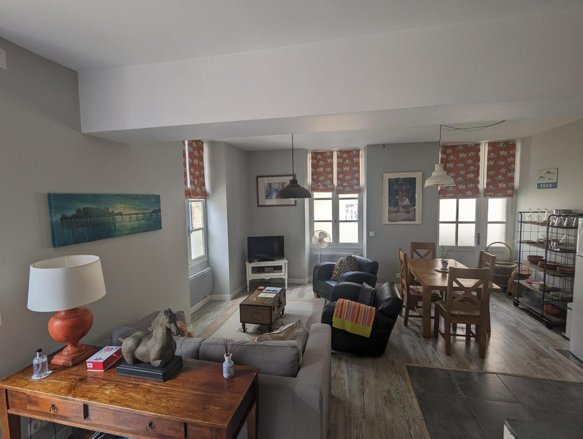 La Maison Anglaise مونبازيير المظهر الخارجي الصورة